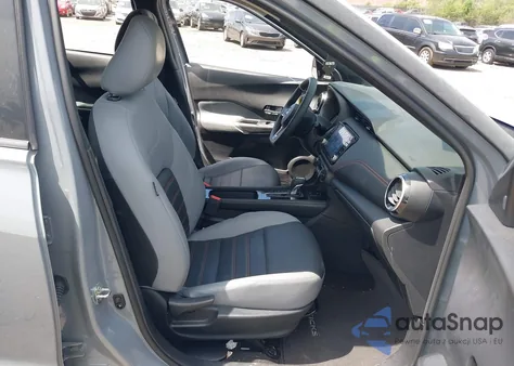 2024 Nissan Kicks Sr Xtronic Cvt z USA, uszkodzony, nr VIN 3N1CP5DV9RL494244